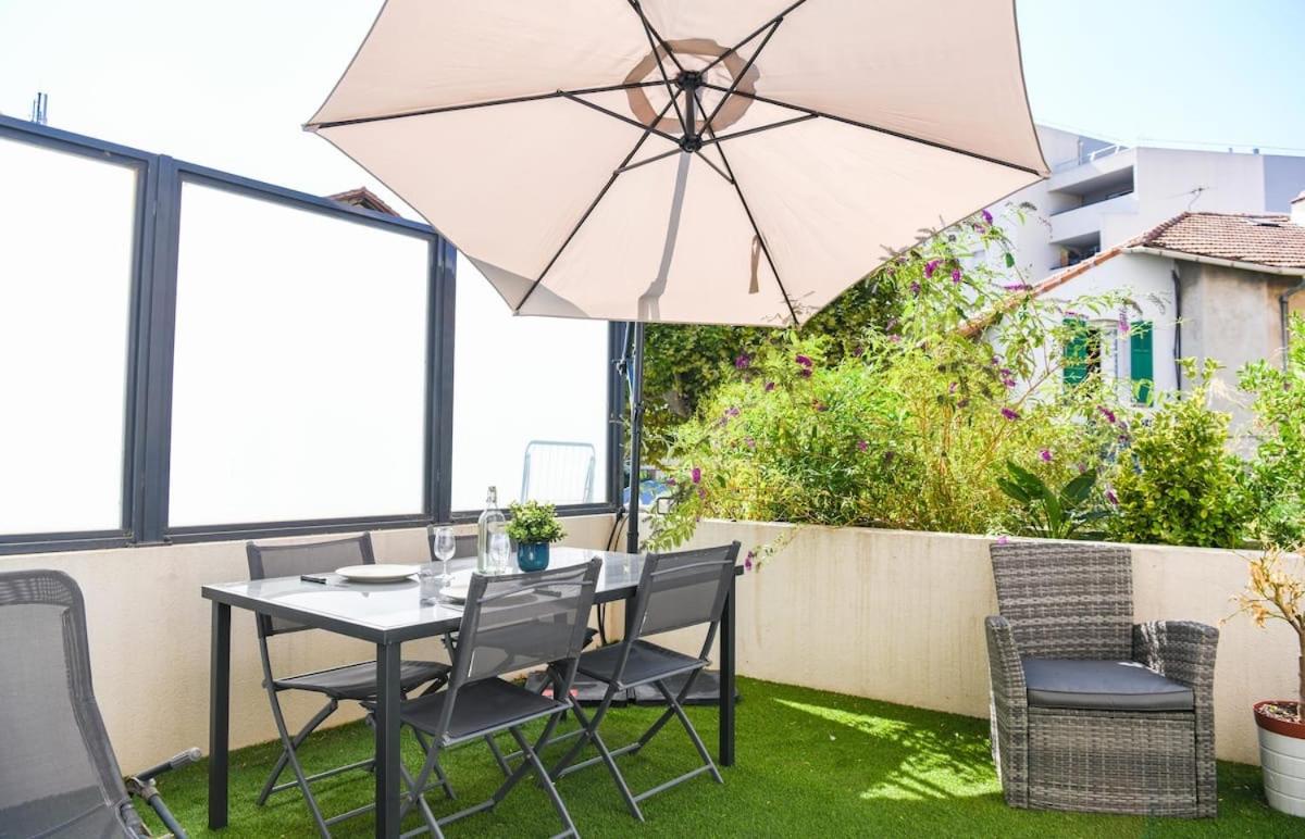 Superbe Appartement Avec Terrasse, Piscine & Parking Prive A Marsella Exterior foto
